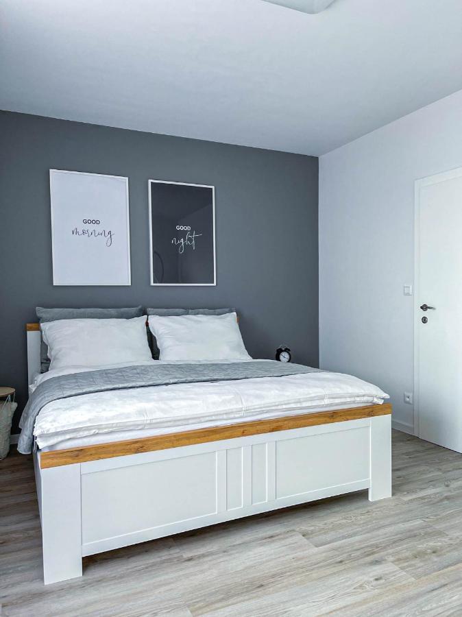 Lawis Apartments Poprád Kültér fotó