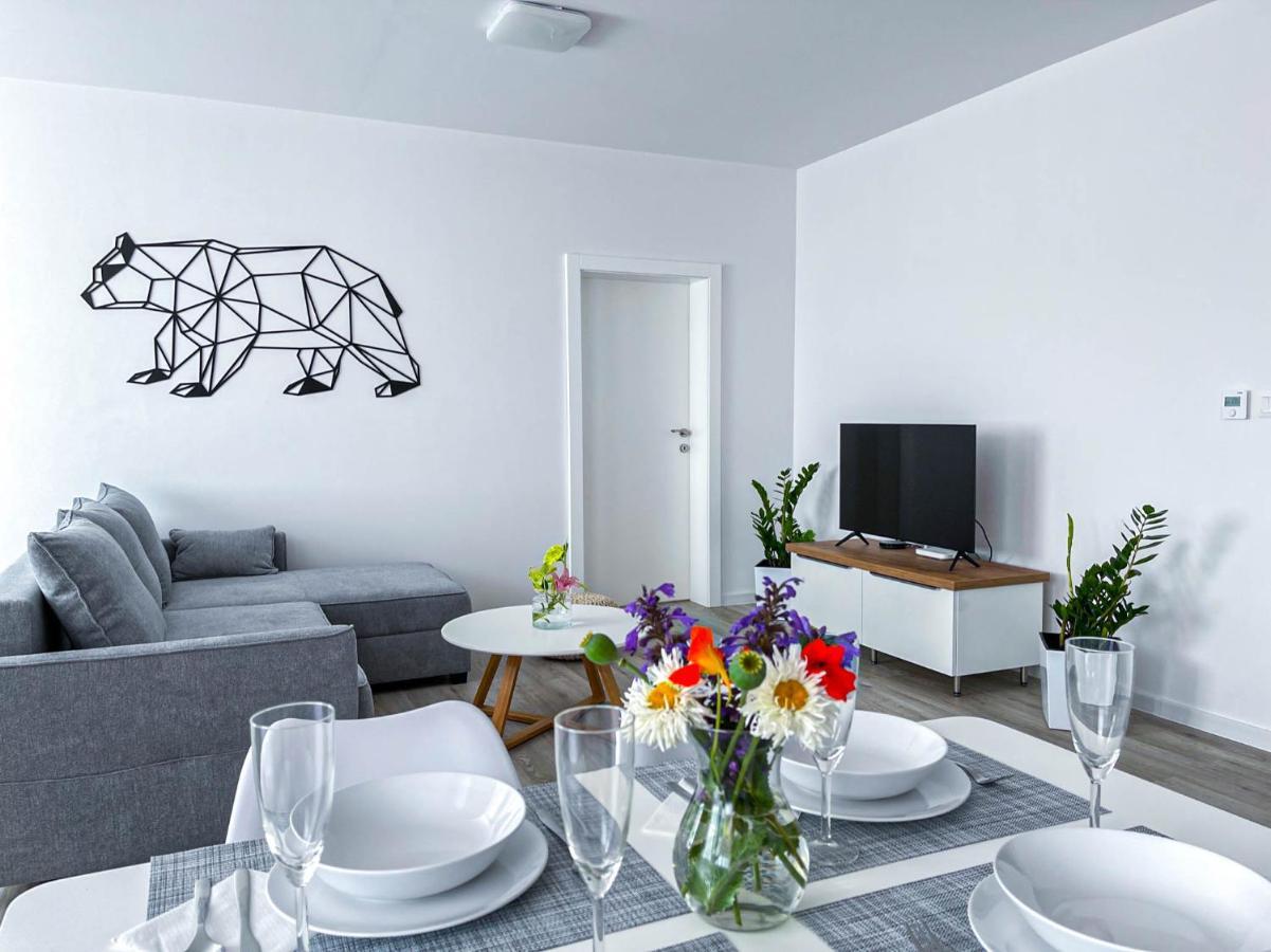 Lawis Apartments Poprád Kültér fotó