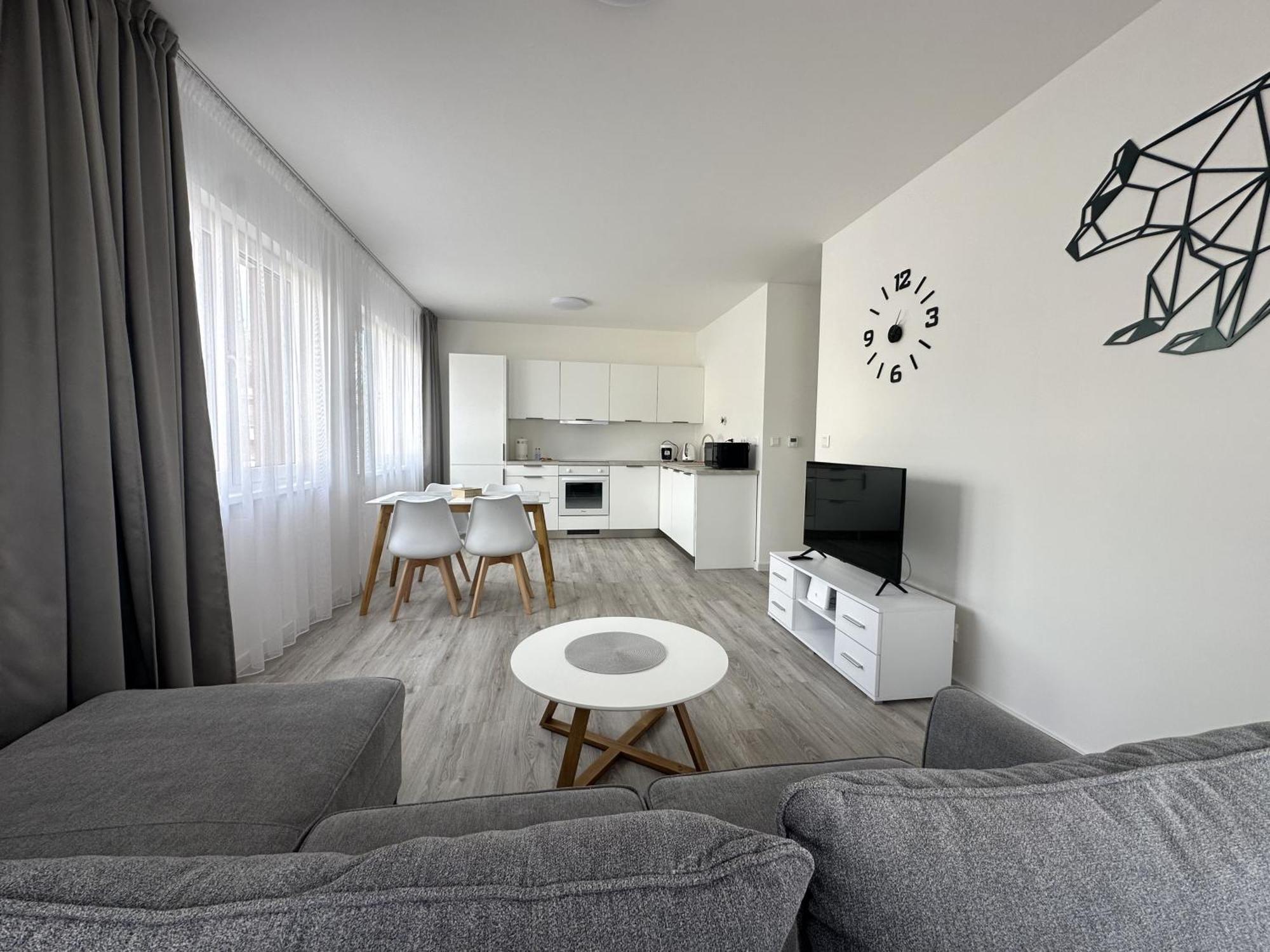 Lawis Apartments Poprád Kültér fotó